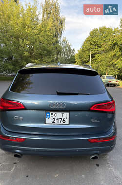 Внедорожник / Кроссовер Audi Q5 2015 в 