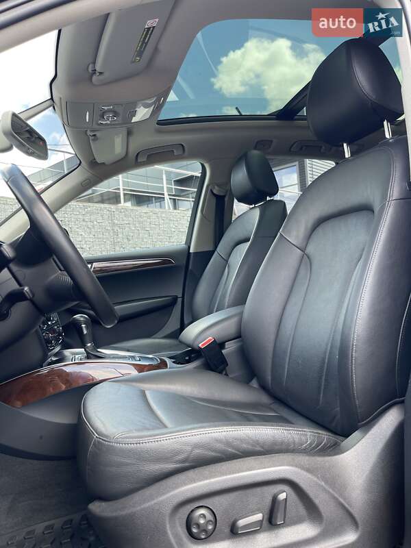 Внедорожник / Кроссовер Audi Q5 2012 в Луцке
