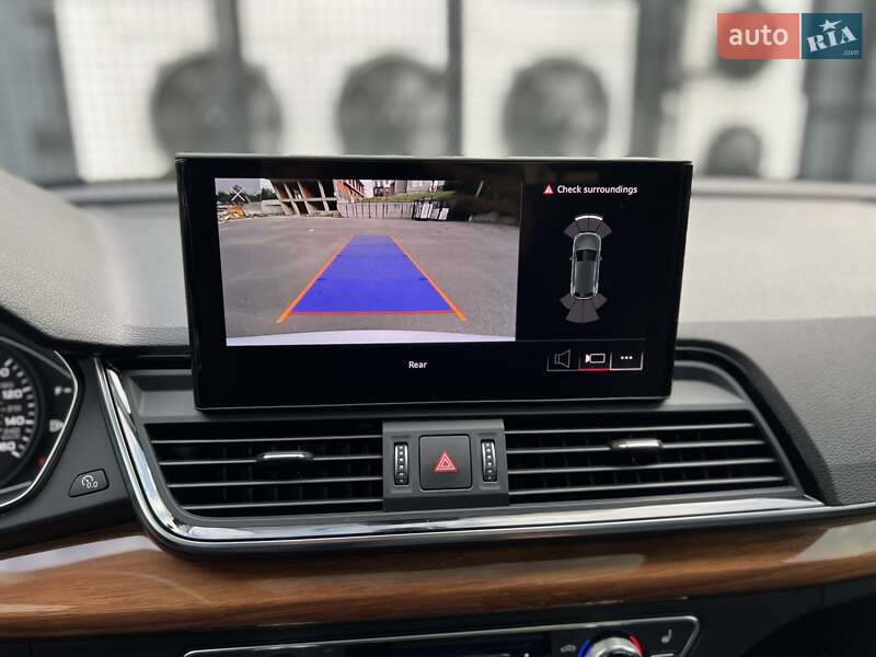 Позашляховик / Кросовер Audi Q5 2020 в Ужгороді