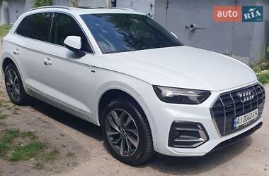 Внедорожник / Кроссовер Audi Q5 2021 в 