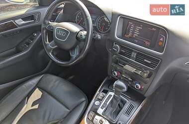 Позашляховик / Кросовер Audi Q5 2013 в 