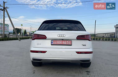 Внедорожник / Кроссовер Audi Q5 2017 в 