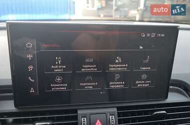Внедорожник / Кроссовер Audi Q5 2023 в 