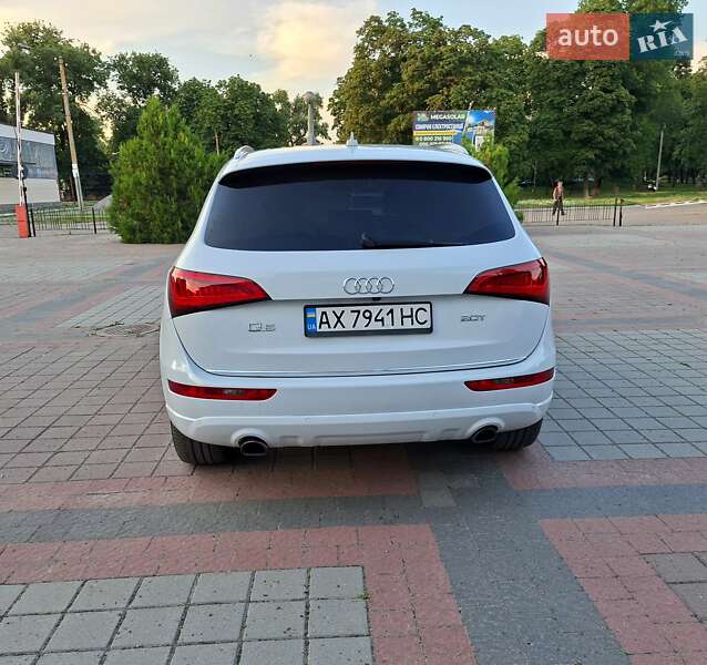 Позашляховик / Кросовер Audi Q5 2016 в Карлівці