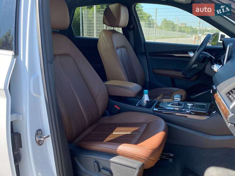 Позашляховик / Кросовер Audi Q5 2019 в Львові