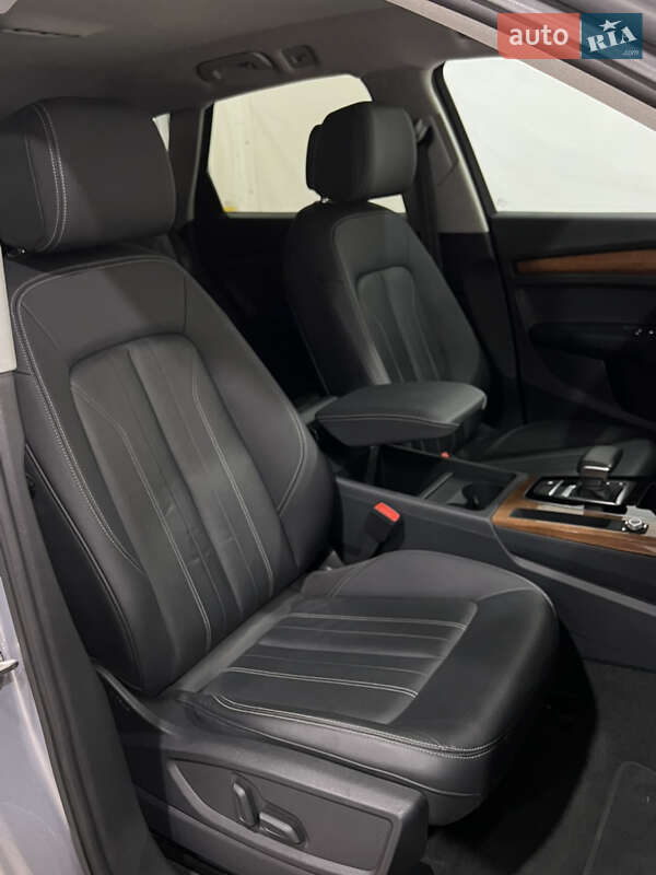 Внедорожник / Кроссовер Audi Q5 2022 в Одессе