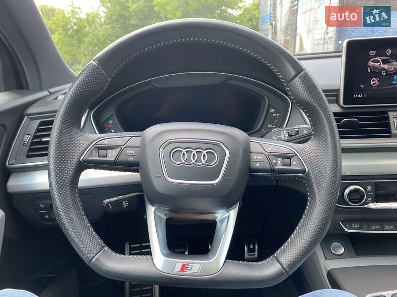Позашляховик / Кросовер Audi Q5 2018 в Луцьку