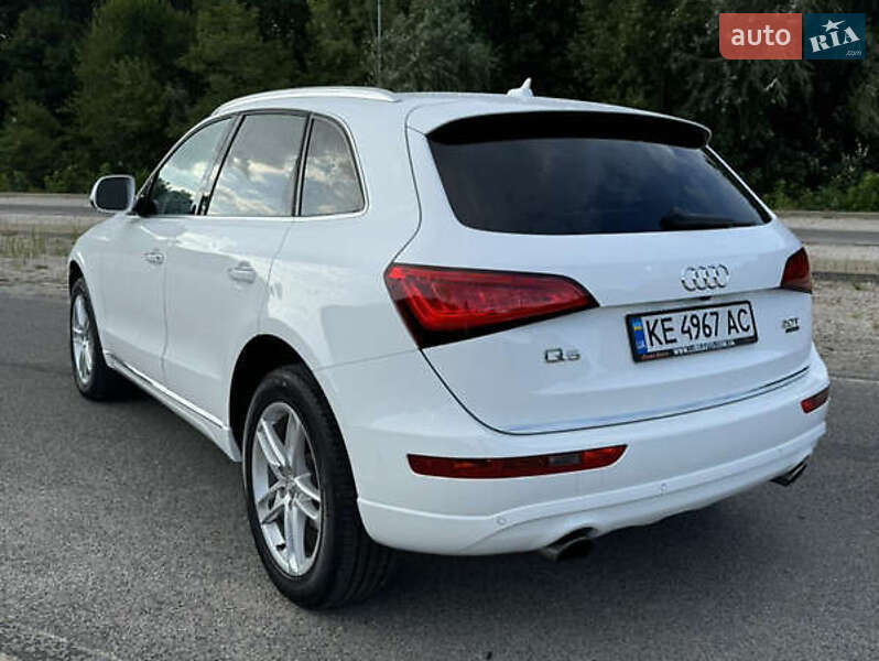 Позашляховик / Кросовер Audi Q5 2016 в Львові