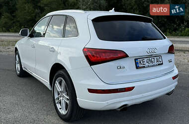 Внедорожник / Кроссовер Audi Q5 2016 в 