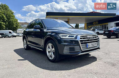 Внедорожник / Кроссовер Audi Q5 2017 в 