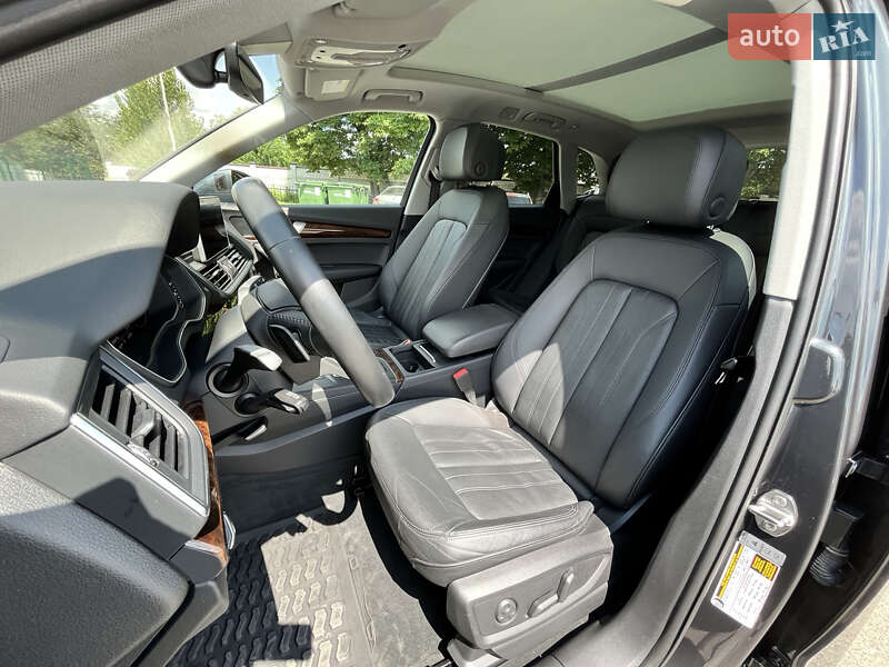 Внедорожник / Кроссовер Audi Q5 2017 в Василькове