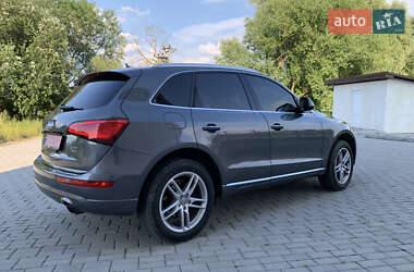 Внедорожник / Кроссовер Audi Q5 2017 в 