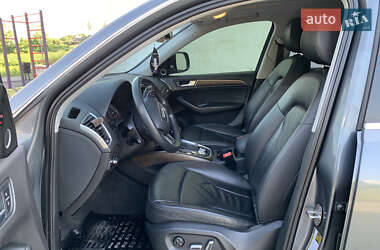 Внедорожник / Кроссовер Audi Q5 2017 в 
