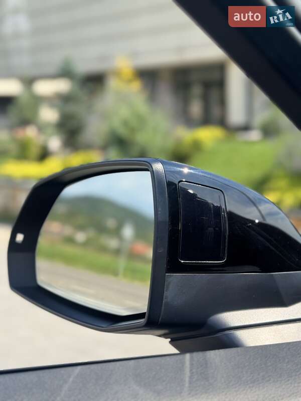 Внедорожник / Кроссовер Audi Q5 2022 в Хусте