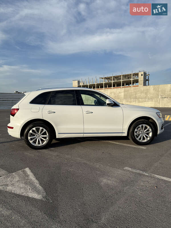 Внедорожник / Кроссовер Audi Q5 2015 в Львове