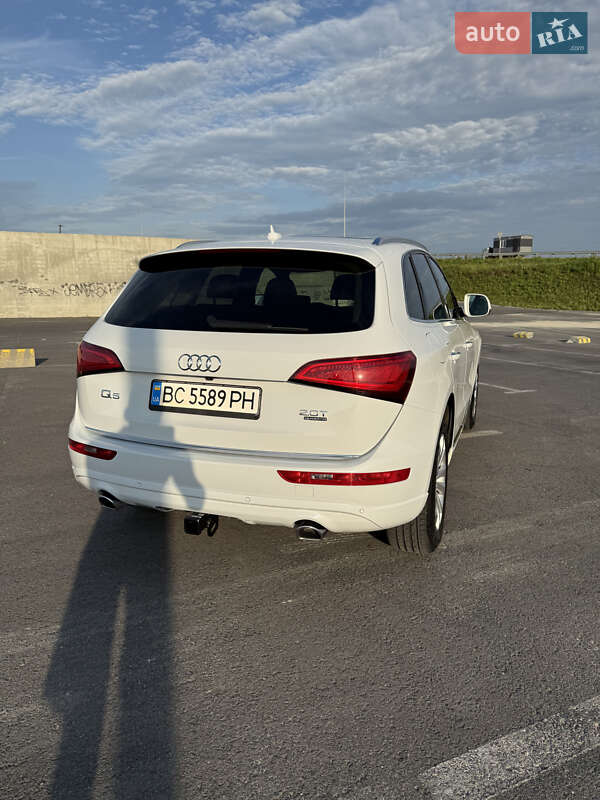 Внедорожник / Кроссовер Audi Q5 2015 в Львове