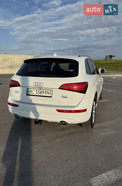 Внедорожник / Кроссовер Audi Q5 2015 в 