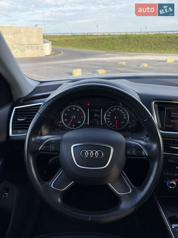 Внедорожник / Кроссовер Audi Q5 2015 в Львове