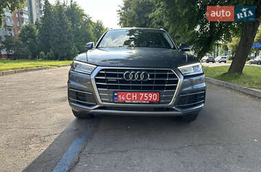 Внедорожник / Кроссовер Audi Q5 2018 в 