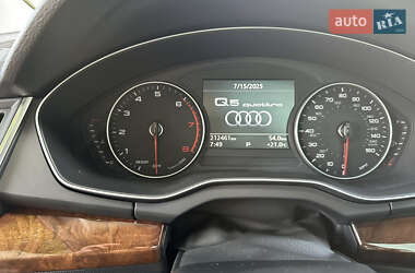 Внедорожник / Кроссовер Audi Q5 2018 в 