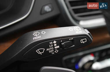 Внедорожник / Кроссовер Audi Q5 2024 в 
