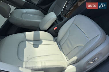 Внедорожник / Кроссовер Audi Q5 2015 в 