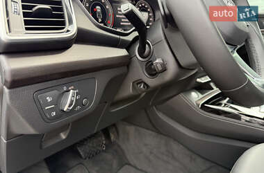 Позашляховик / Кросовер Audi Q5 2023 в 