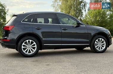 Внедорожник / Кроссовер Audi Q5 2016 в 