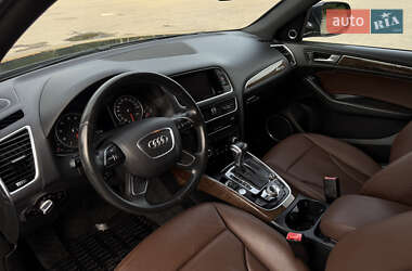 Внедорожник / Кроссовер Audi Q5 2016 в 