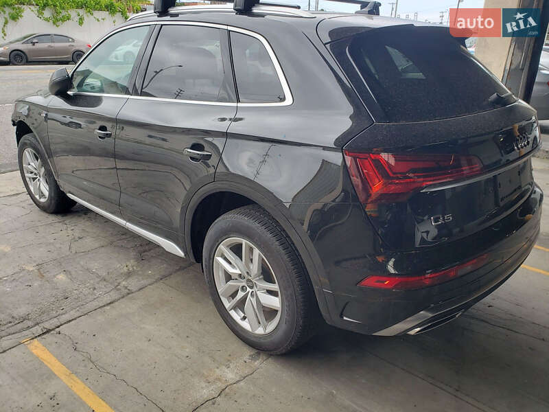 Позашляховик / Кросовер Audi Q5 2024 в Києві