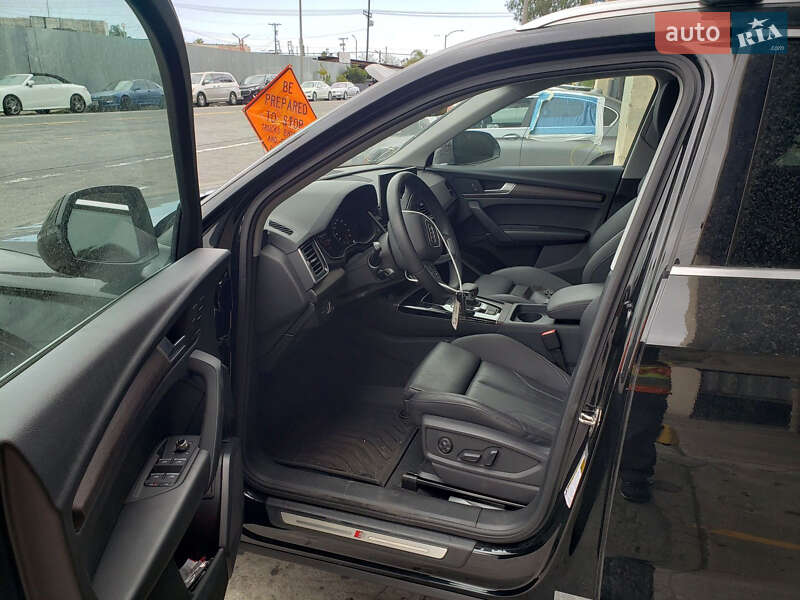 Позашляховик / Кросовер Audi Q5 2024 в Києві