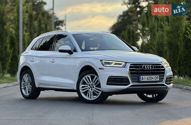 Внедорожник / Кроссовер Audi Q5 2017 в 