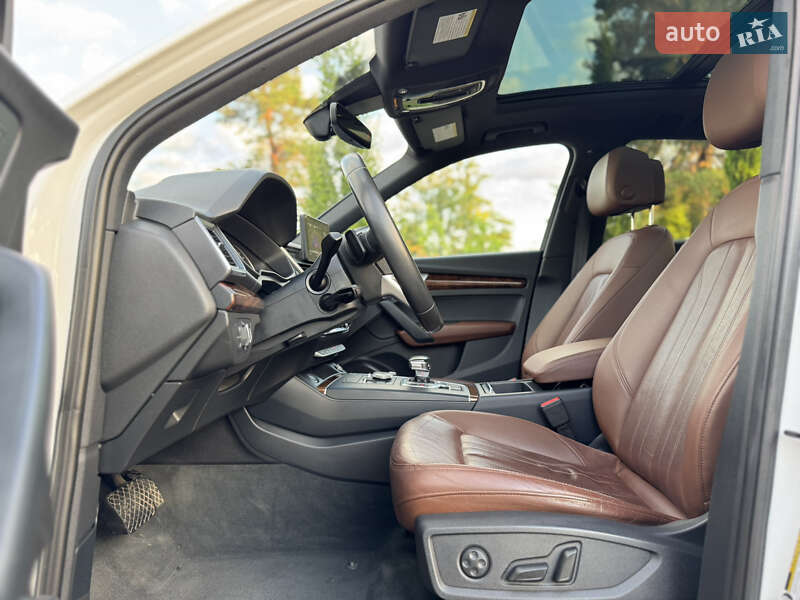 Внедорожник / Кроссовер Audi Q5 2017 в Киеве