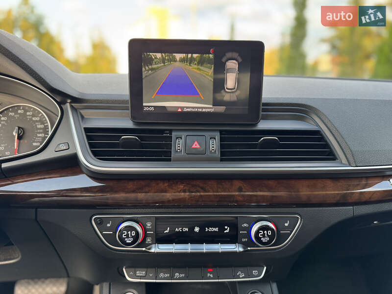 Внедорожник / Кроссовер Audi Q5 2017 в Киеве
