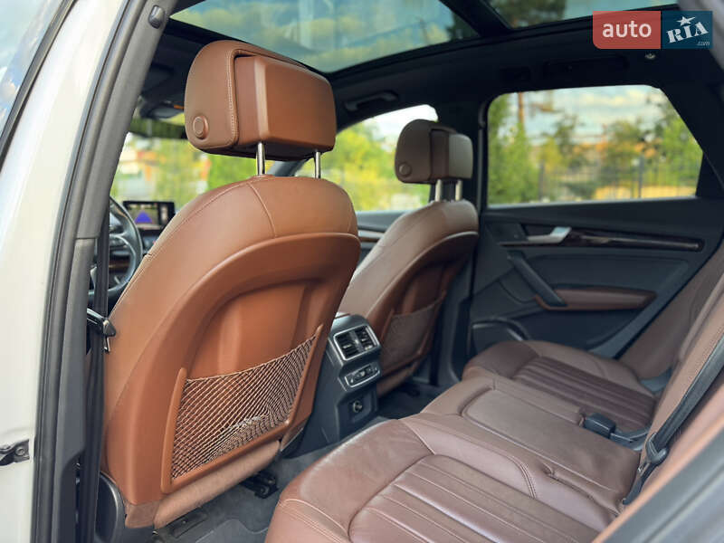 Внедорожник / Кроссовер Audi Q5 2017 в Киеве