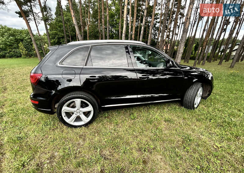 Позашляховик / Кросовер Audi Q5 2016 в Львові