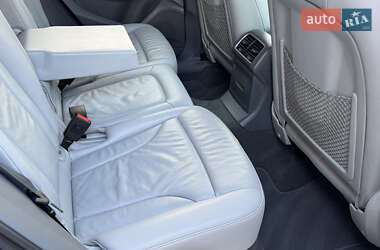 Позашляховик / Кросовер Audi Q5 2016 в 