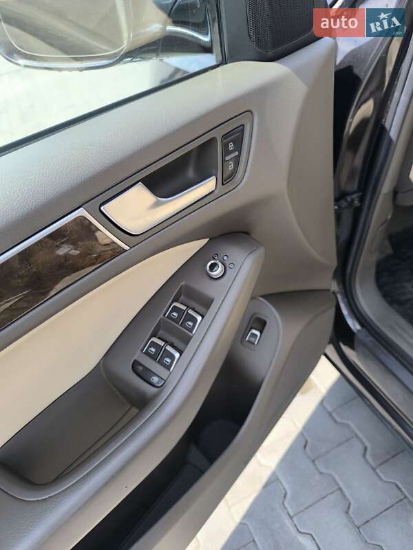 Позашляховик / Кросовер Audi Q5 2016 в Луцьку