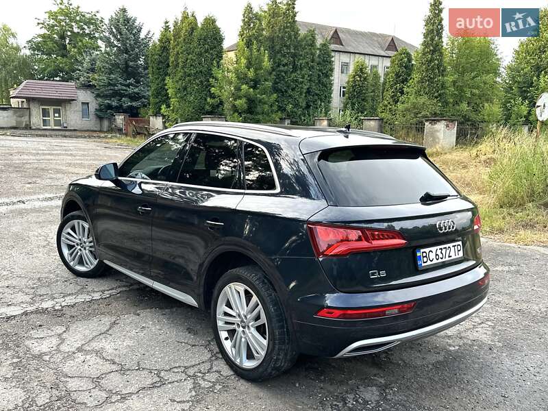 Позашляховик / Кросовер Audi Q5 2018 в Львові