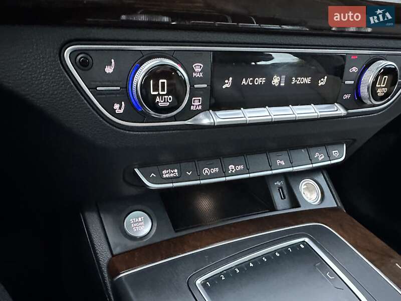 Позашляховик / Кросовер Audi Q5 2018 в Львові