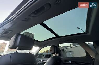 Внедорожник / Кроссовер Audi Q5 2018 в 