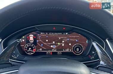 Внедорожник / Кроссовер Audi Q5 2018 в 