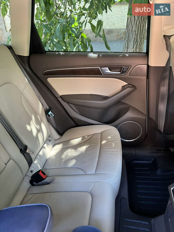 Позашляховик / Кросовер Audi Q5 2016 в Ізмаїлі