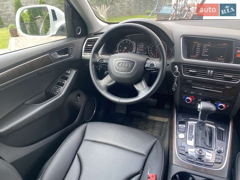 Позашляховик / Кросовер Audi Q5 2014 в Рівному