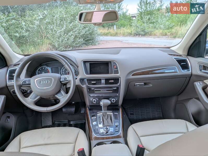 Позашляховик / Кросовер Audi Q5 2013 в Києві