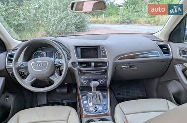Позашляховик / Кросовер Audi Q5 2013 в 