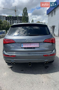 Внедорожник / Кроссовер Audi Q5 2016 в 