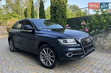 Внедорожник / Кроссовер Audi Q5 2015 в 