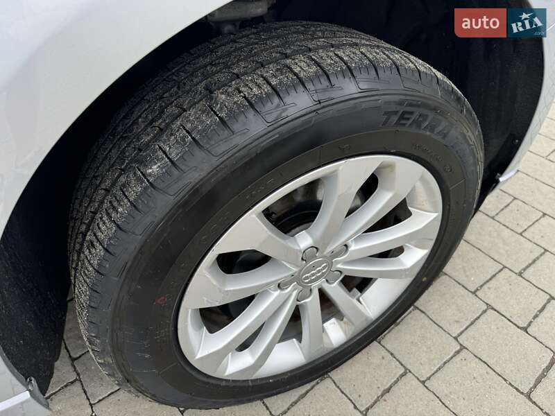 Позашляховик / Кросовер Audi Q5 2015 в Коломиї