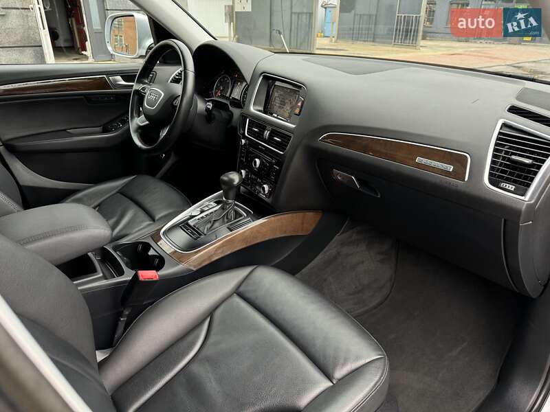 Позашляховик / Кросовер Audi Q5 2015 в Коломиї